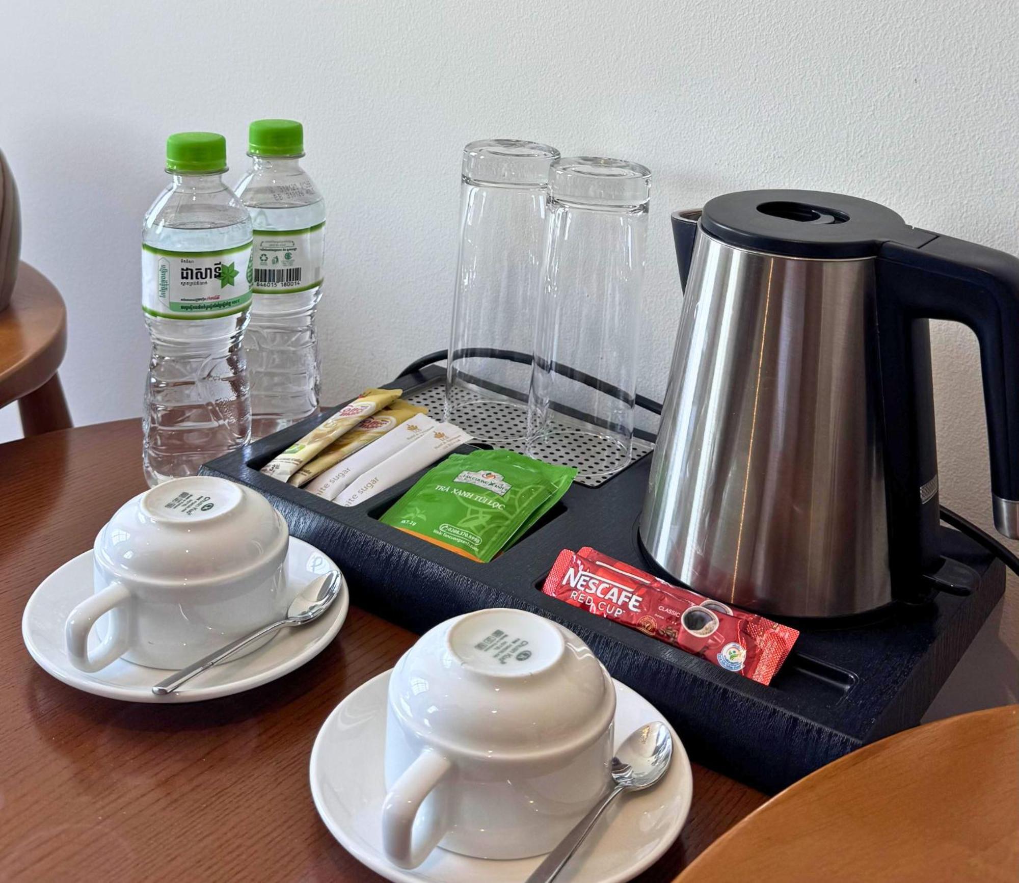 Lcs Hotel & Apartment Phnompen Kültér fotó